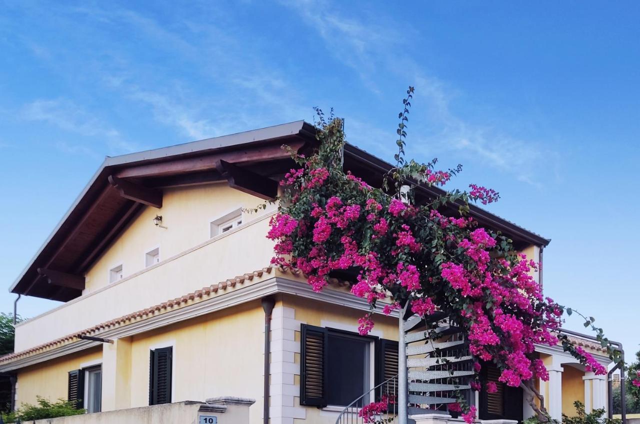 Apartamento Soggiornare A Cagliari Exterior foto